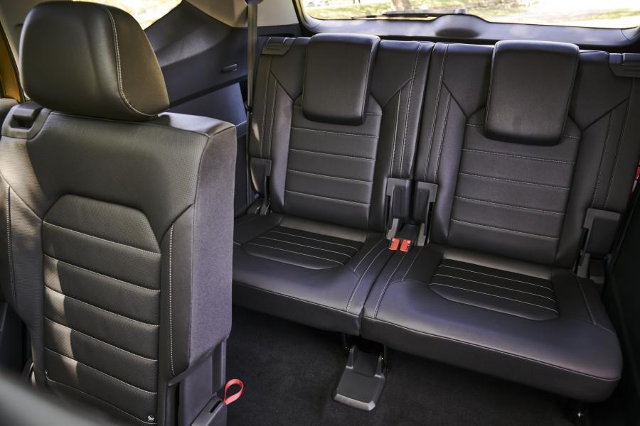 Интерьер Volkswagen Atlas V6 4Motion 2017 года  (фото 9 из 52)